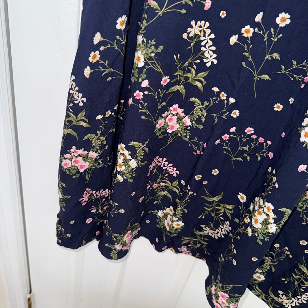 Old Navy Navy Floral Midi Dress - Picture 5 of 7